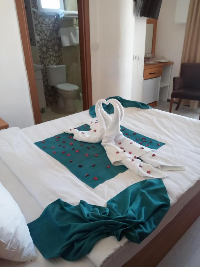 Gueven Hotel チャナッカレ エクステリア 写真